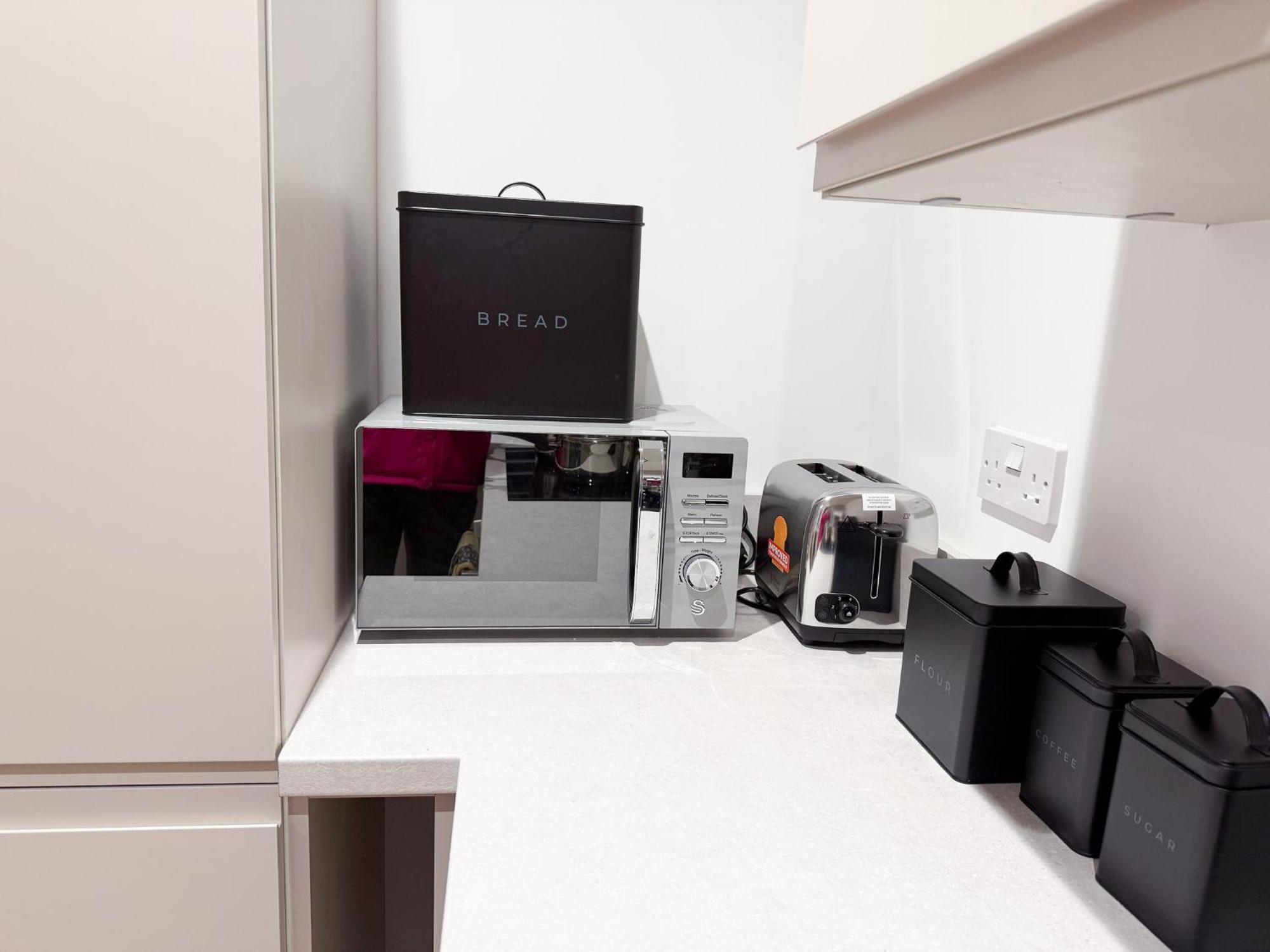 Spacious Modern 1 Bed Apartments In St Neots - Perfect For Contractors & Professionals - Free Parking - Wifi - Fully Equipped Kitchen - Smart Tv Ideal For Work Stays And Long Projects Exterior foto