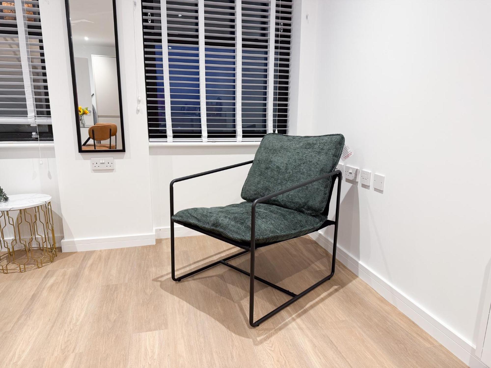 Spacious Modern 1 Bed Apartments In St Neots - Perfect For Contractors & Professionals - Free Parking - Wifi - Fully Equipped Kitchen - Smart Tv Ideal For Work Stays And Long Projects Exterior foto